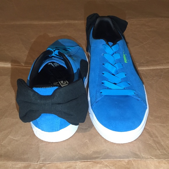 puma shoes blue and black